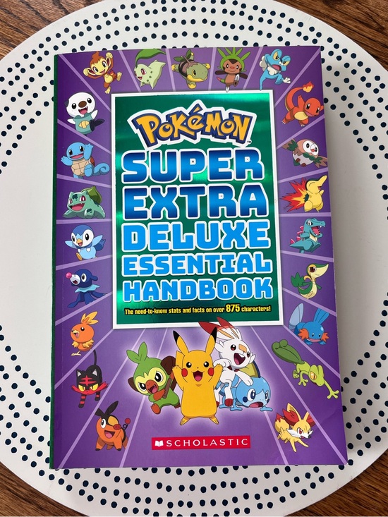 Scholastic Other - Pokémon Super Extra Deluxe Essential Handbook